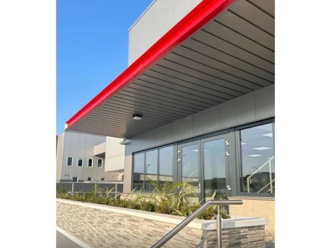 Spacious industrial warehouse with polished concrete floors, mezzanine, high ceilings Tocumen Panama