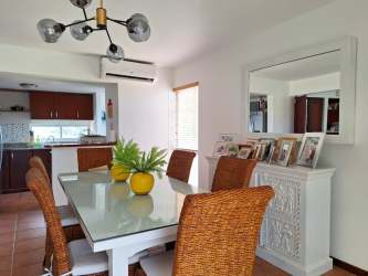 Bright kids bedroom with large window and garden view townhouse Costa Blanca Villas Decameron Panama