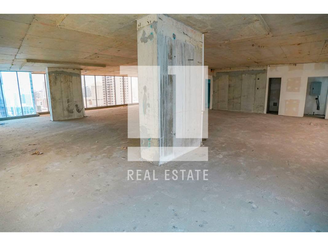 Core shell commercial unit with concrete floors and large windows in Torre SFC, Obarrio Panama City