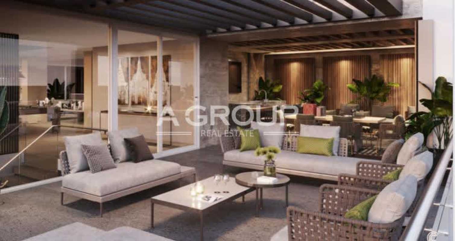 Luxury PH Celeste high-rise overlooking Santa Maria golf course Panama City