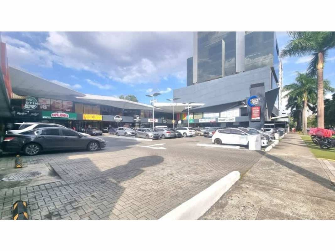 Modern commercial facade with signage spaces ample parking at Juan Díaz Plaza Tocumen area Panama City