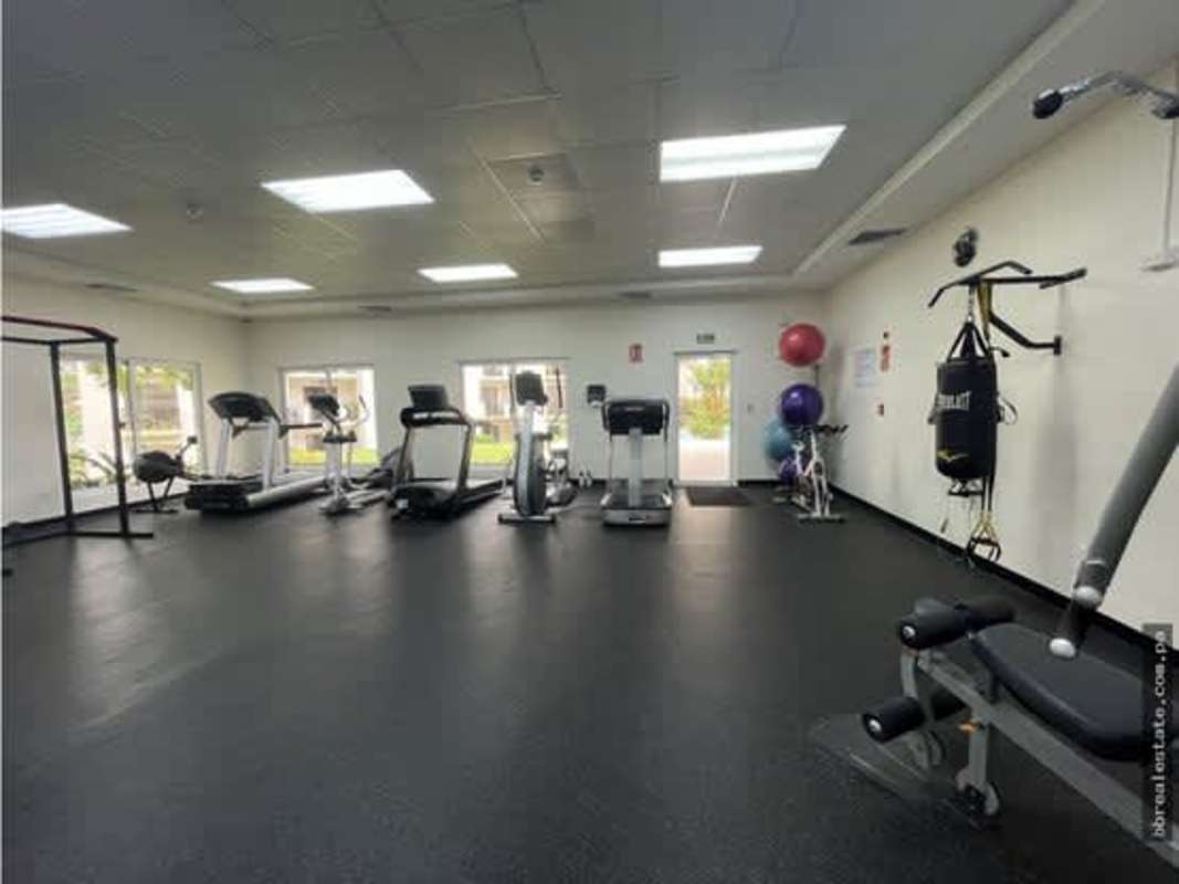 Spacious 3BR Condo Embassy Village Clayton Panama