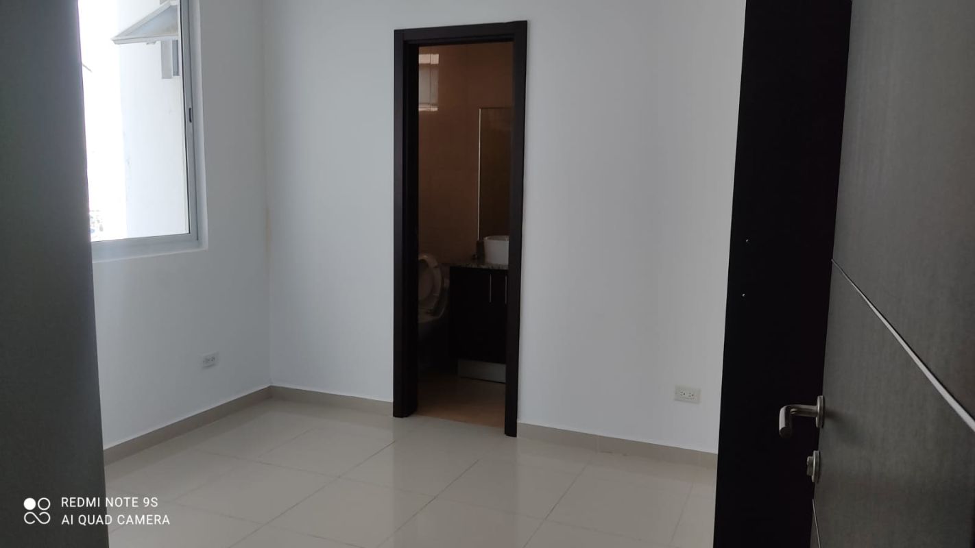 Bright living room with access to terrace and skyline views at PH Premium Tower San Francisco Panama City