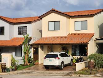 Two-story Mediterranean style house with garage parking for sale Arboleda Los Robles Panama