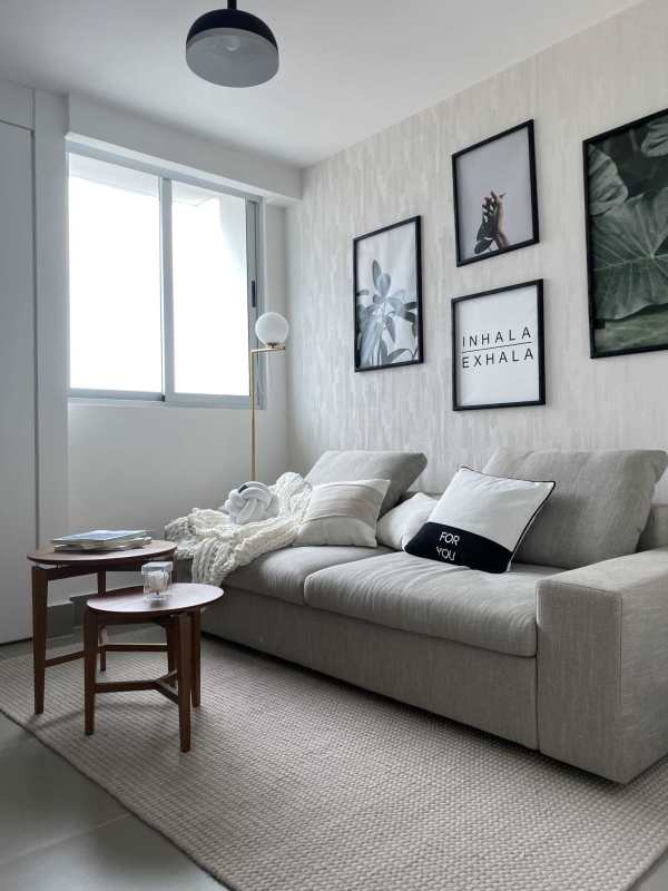 Modern bedroom with accent wall and twin beds PH Altamira Residences Bella Vista Panama