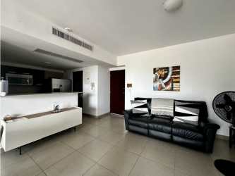 Bright living dining space with tile floor in PH Mosaic Panama Pacifico Panama