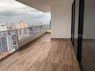 Penthouse Apartment for Rent in El Cangrejo - 3 bedrooms