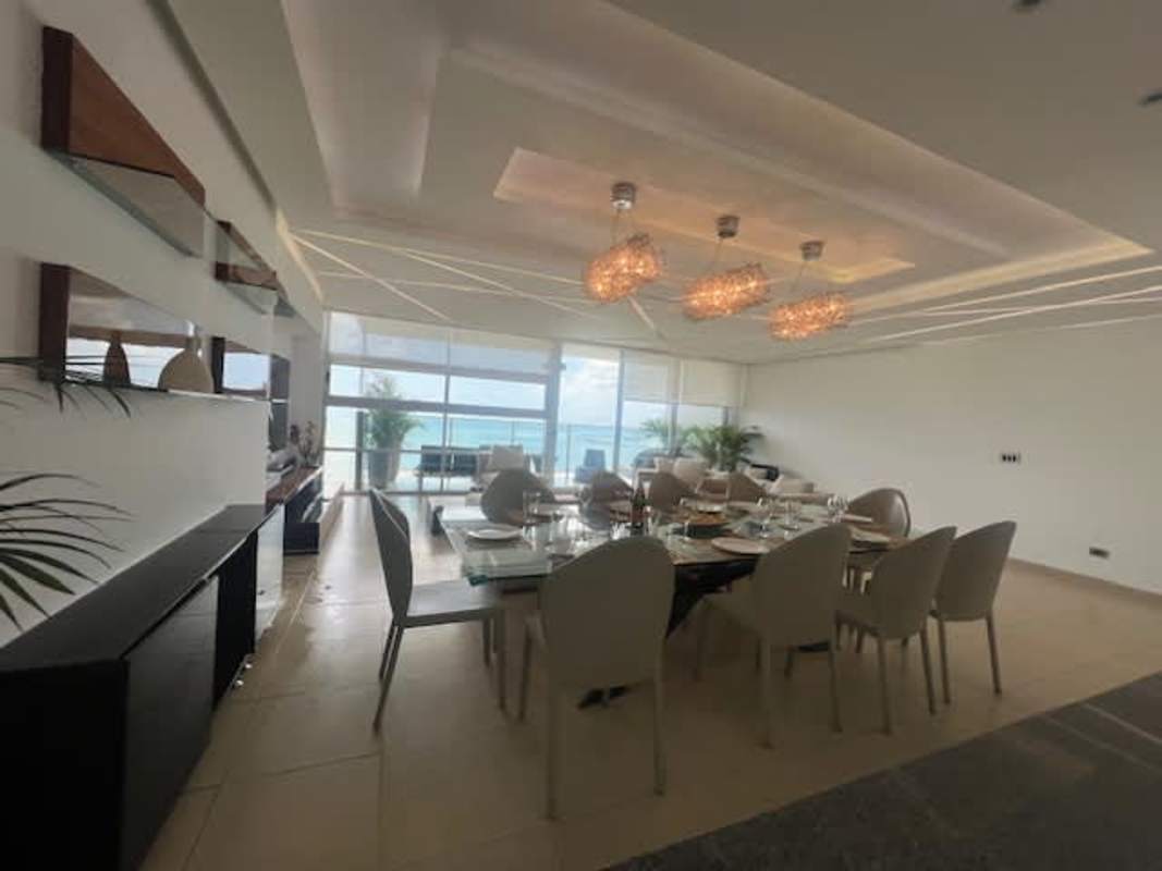 Elegant dining space with seafront views in luxury apartment for rent PH Waterfront Panama City
