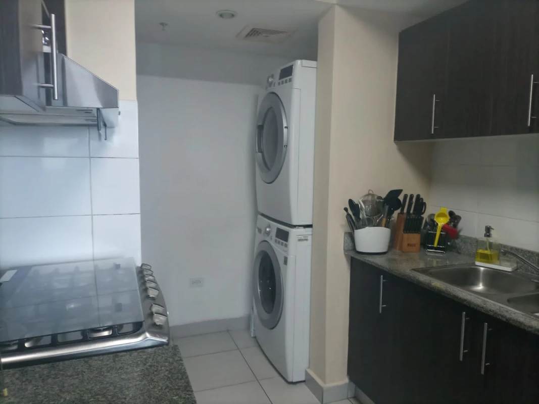 Guest bedroom with bunk bed, study desk, closet, tiled floor in PH Premium San Francisco Panama