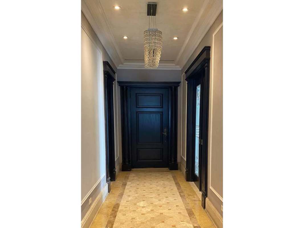 Spacious hallway with marble flooring, recessed lighting in PH Peninsula Punta Paitilla Panama