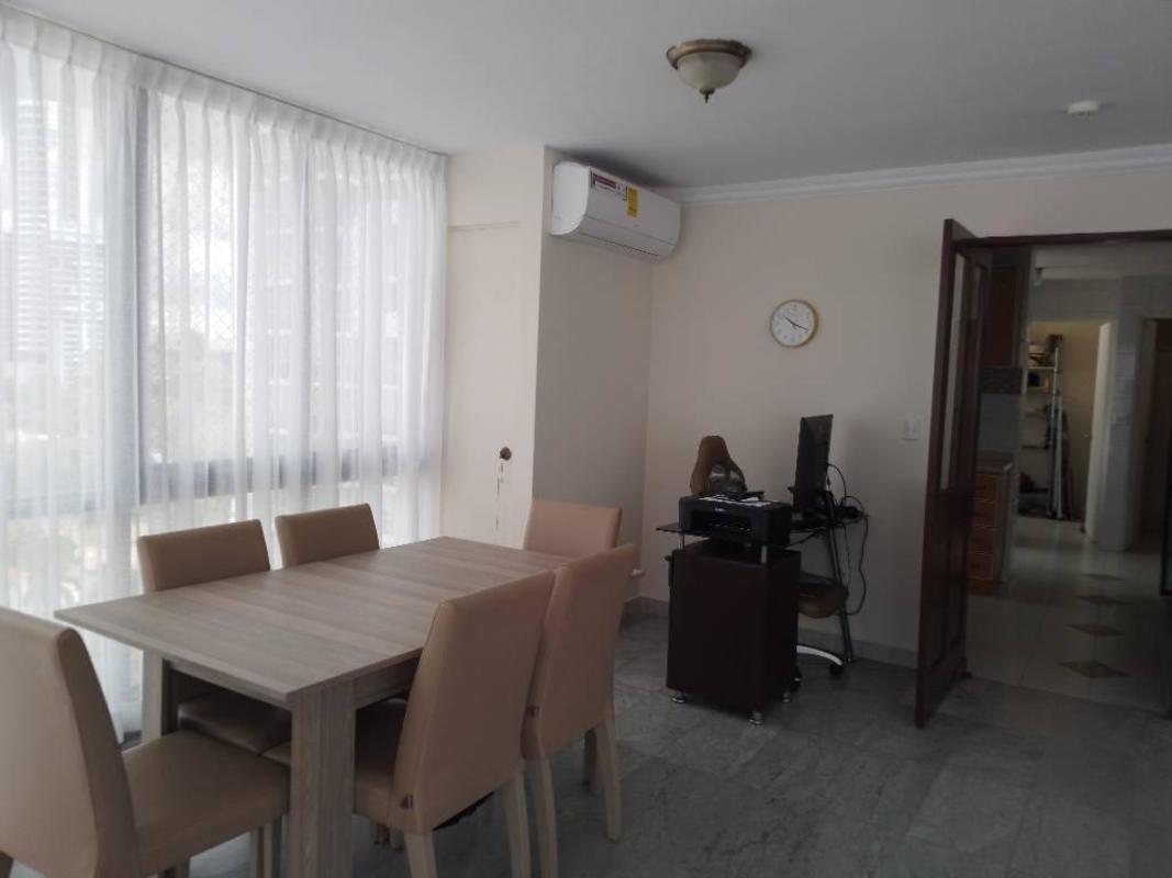 Modern bathroom with glass shower, vanity and toilet PH La Cresta Bella Vista Panama