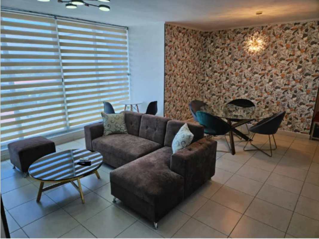 Spacious kitchen with granite island, mosaic backsplash, stainless appliances, PH Miro Panama