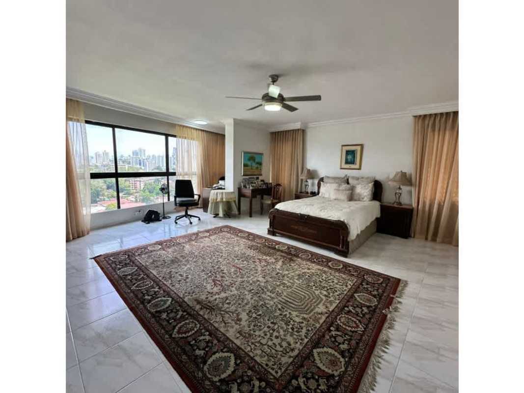 Spacious primary bedroom with large windows and skyline views PH Elite La Cresta Panama City