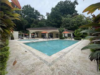 Apartment for Sale in Clayton - 3 bedrooms