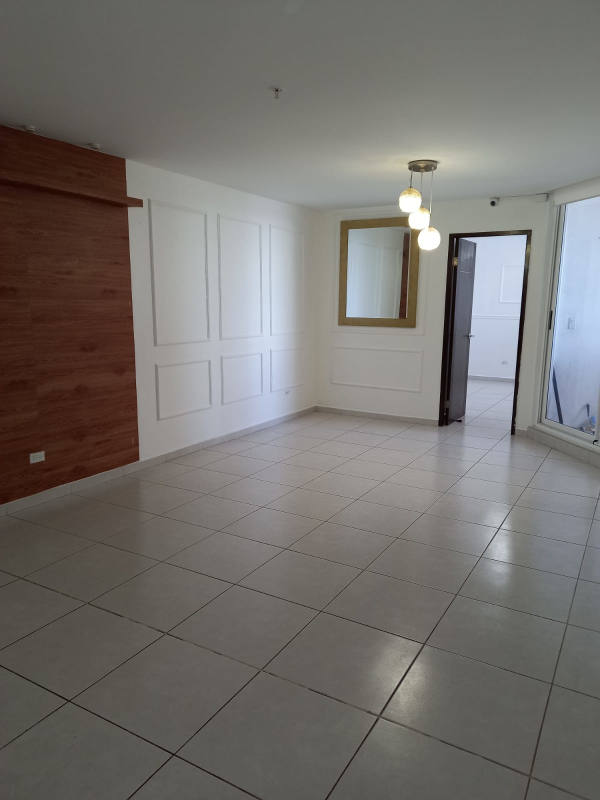 Second bedroom with pole closet and split AC in PH BICSA Tower Avenida Balboa Panama