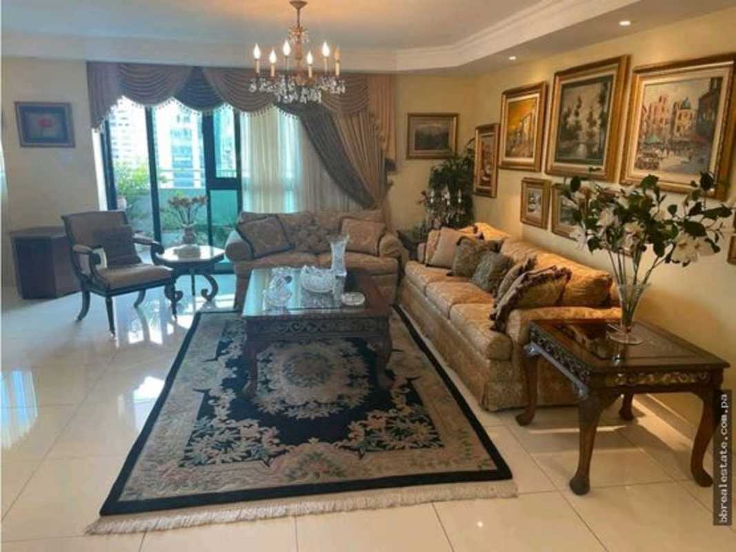 Spacious elegant living room with city views in PH Brisas Marbella Apartment Panama