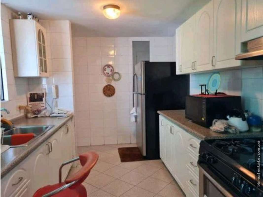 Private balcony overlooking Panama City skyline PH Brisas Marbella