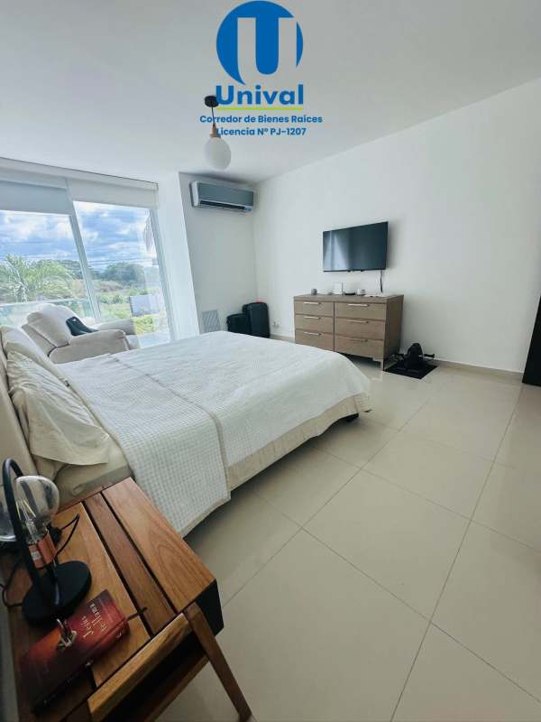 Community pool, tennis court, and playground amenities PH Costa Esmeralda Costa Sur Panama