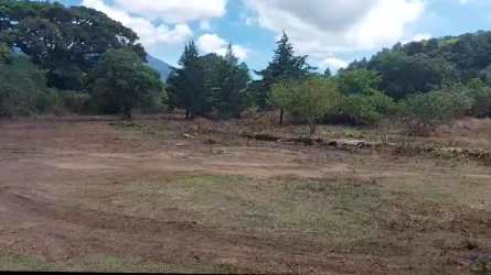 Vacant land with mountains and trees perfect for farming or building near Volcán Panama