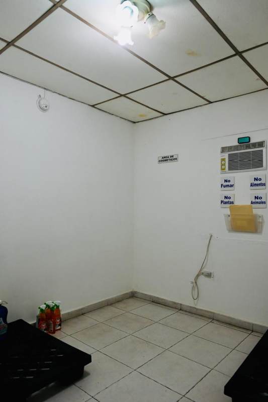 Utility or cold storage room with AC Pueblo Nuevo commercial property Panama