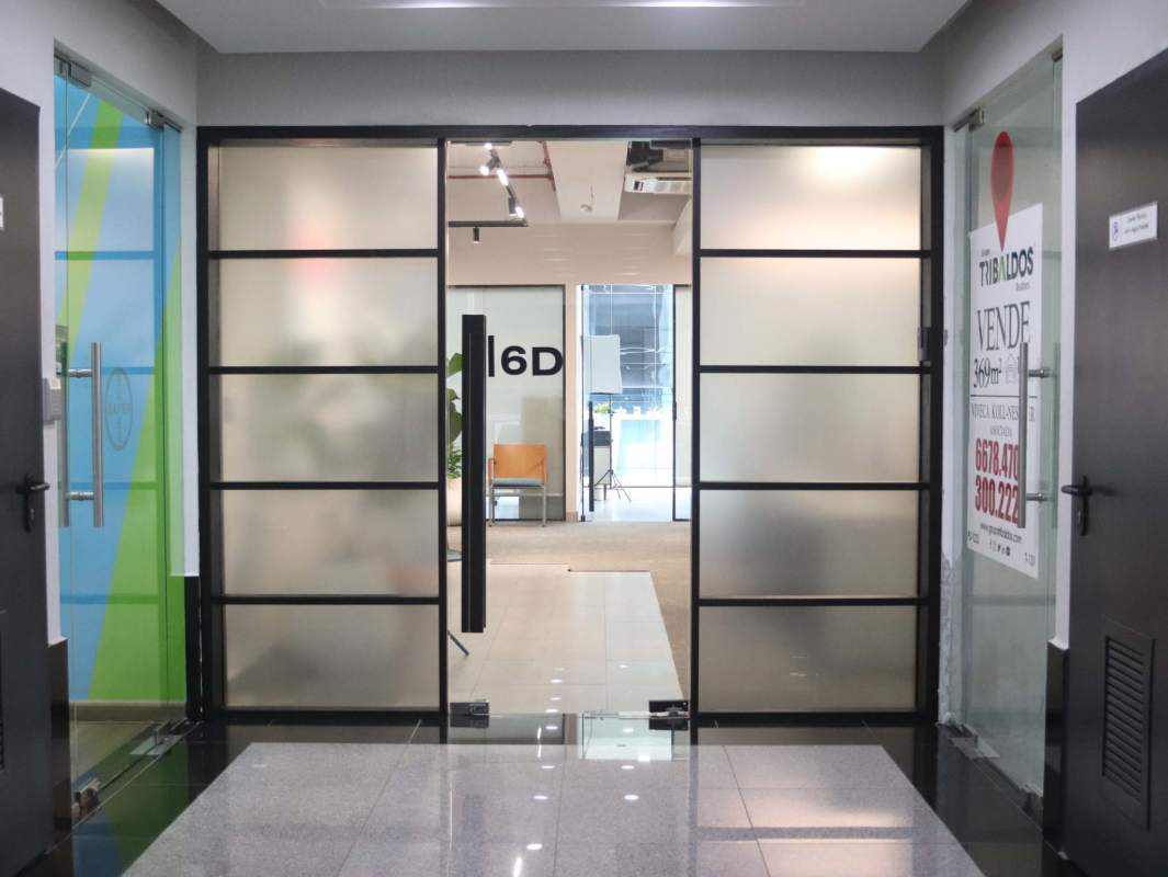Office kitchenette with appliances in Santa María Panama