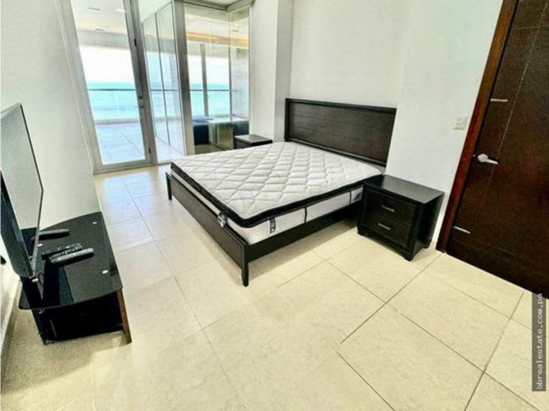 Contemporary kitchen with granite counters and stainless steel appliances PH Rivage Panama