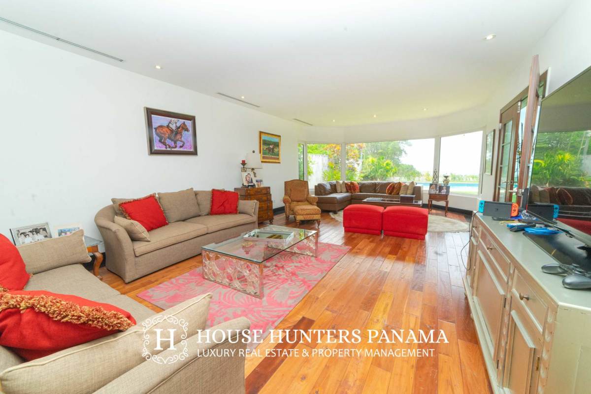 Luxury formal dining room villa Costa del Este Panama