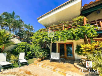 Master bedroom with ocean views luxury beachfront villa in Panama