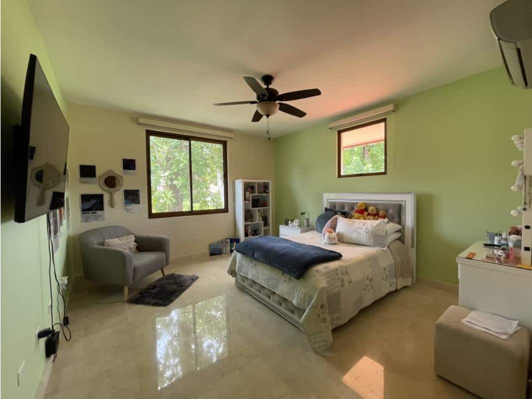 Spacious covered terrace facing private garden in Senderos de Camino de Cruces Clayton Panama