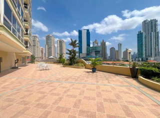 Apartment for Sale in San Francisco - 3 bedrooms