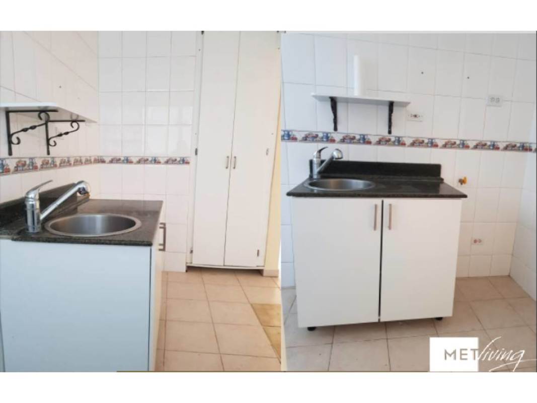 Simple bathroom with green and yellow tiles Los Pueblos Garden Panama apartment