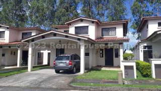 House for Rent in Puerto Caimito - 3 bedrooms