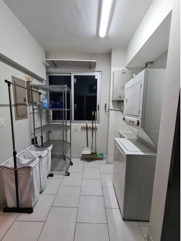 Remodeled Furnished 3BR Apartment PH Park View Vía Porras