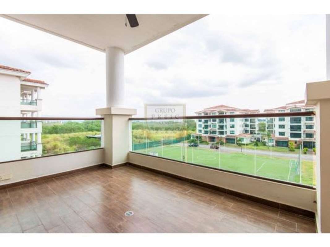 Costa Sur Modern 2BR Apartment in Costamare Gated Community