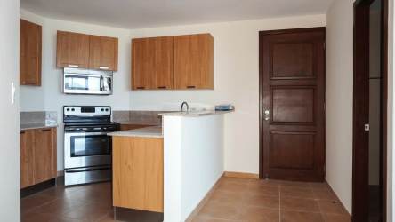 Spacious bathroom with tub, walk-in shower and marble vanity Coronado Panama