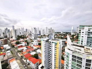 Apartment for Sale in San Francisco - 3 bedrooms