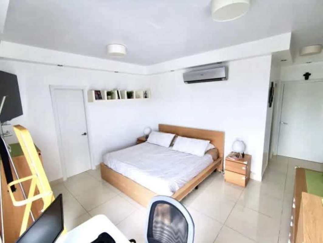 Bathroom with glass shower and modern fixtures PH Keops San Francisco Panama apartment