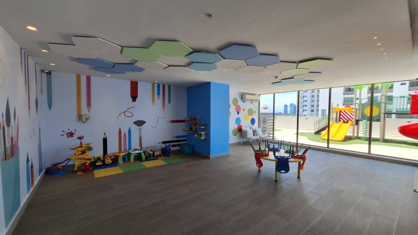 Luxury 3BR Condo with Ocean Views PH Parklane Costa del Este