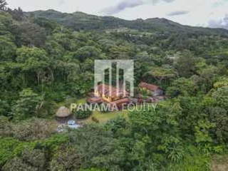 Estate / Ecolodge for Sale in Chame - 6 bedrooms