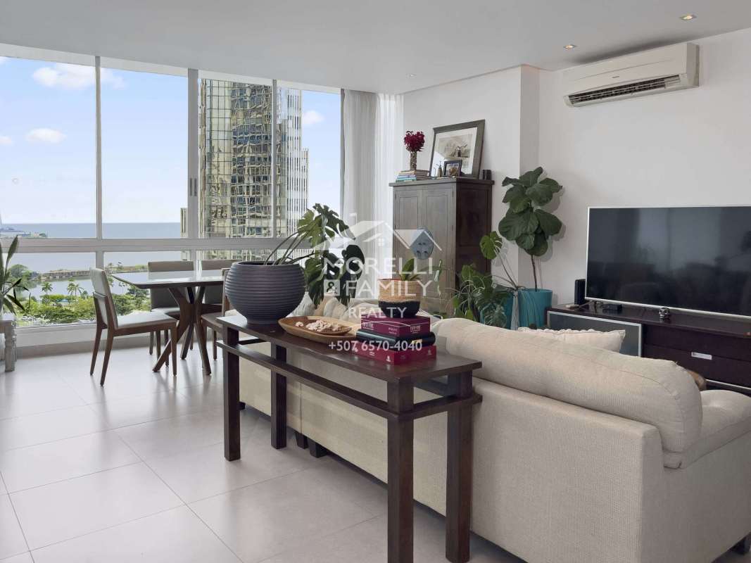 Large master suite with private den walk-in closet ocean view PH Marina Park Panama City