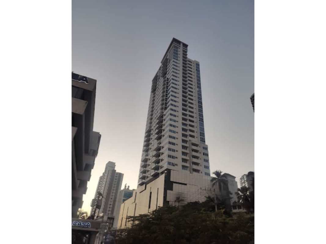 Spacious lobby with marble floors and glass walls in PH Signature Point Panama City