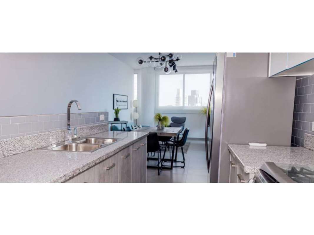 Bright living dining area with city view balcony in PH Signature Point Panama