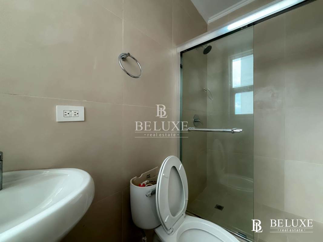 Luxury apartment modern kitchen with quartz countertop and city view in PH Parklane Costa del Este