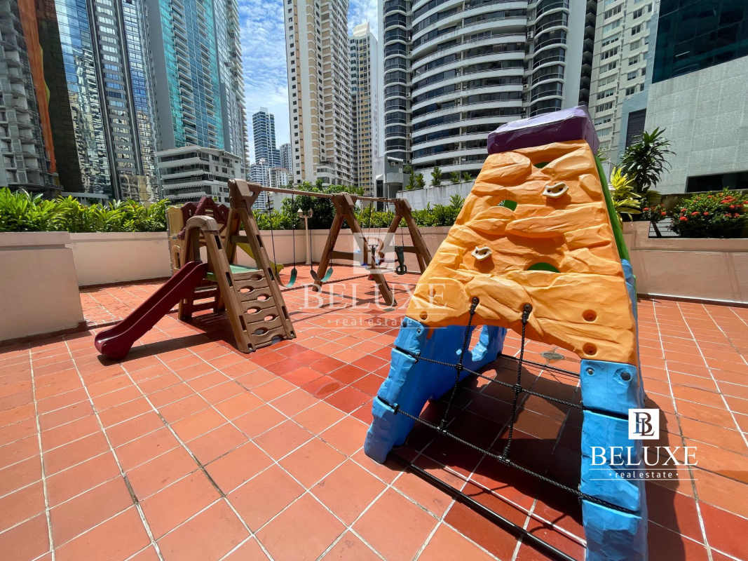 Spacious 3BR Condo in Punta Paitilla w/ Pool & Views