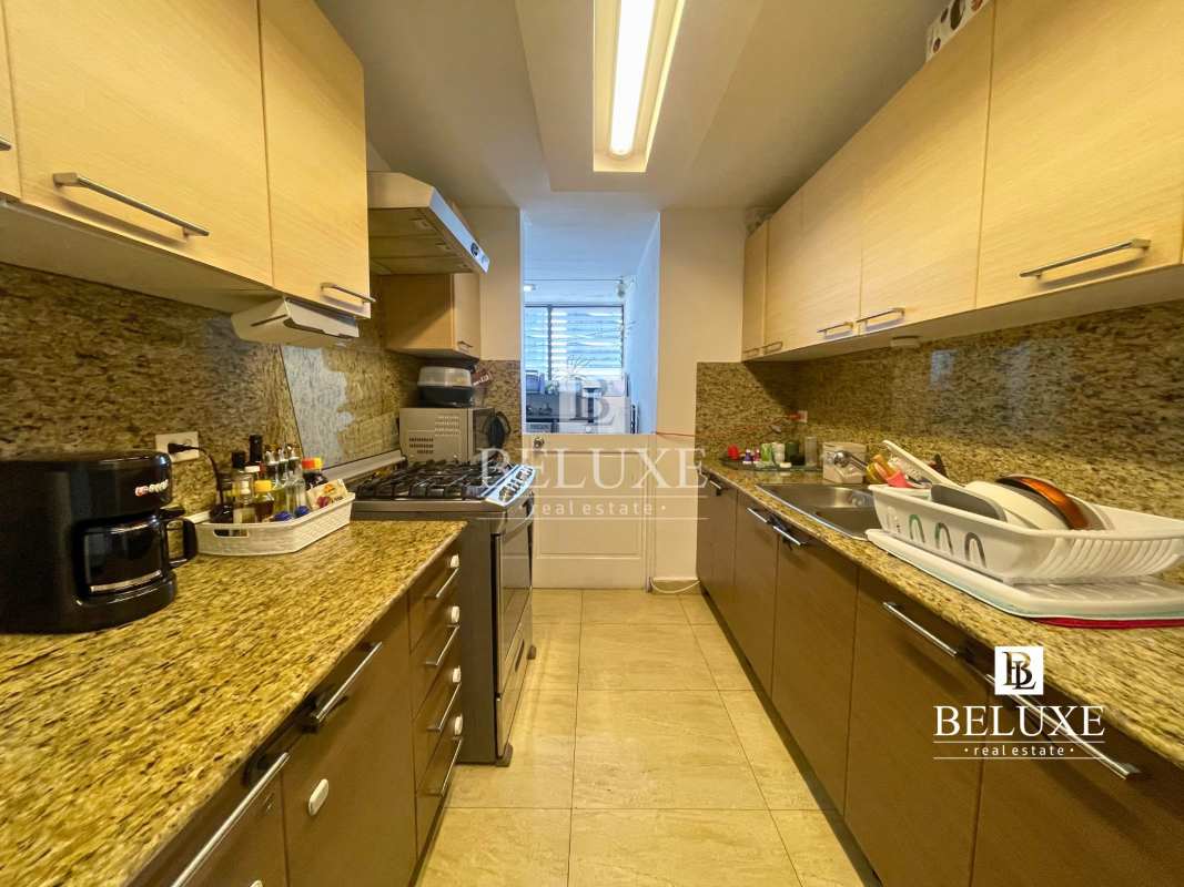 Spacious bedroom with windows and closet PH Perlas del Pacífico Punta Paitilla Panama