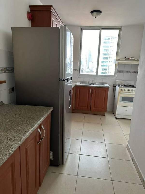 Modern bathroom with glass-enclosed shower PH Porto Bello Panama City