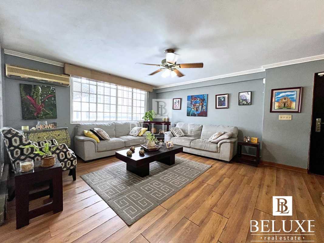 Bedroom with closet, window, and ceramic tile floor PH Santa Fe El Carmen Panama