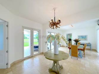 Spacious bedroom with balcony and garden views Buenaventura Panama