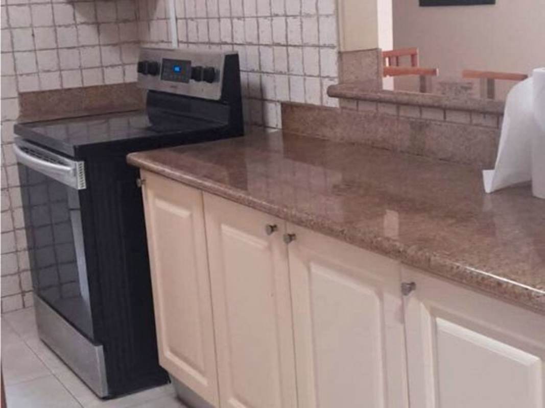 Outdoor swimming pool overlooking Panama City skyline at Sunrise Tower Obarrio