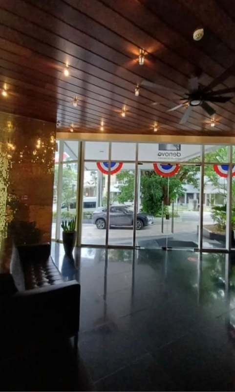 Swimming pool rooftop commercial tower PH Denovo in Obarrio Panama skyline